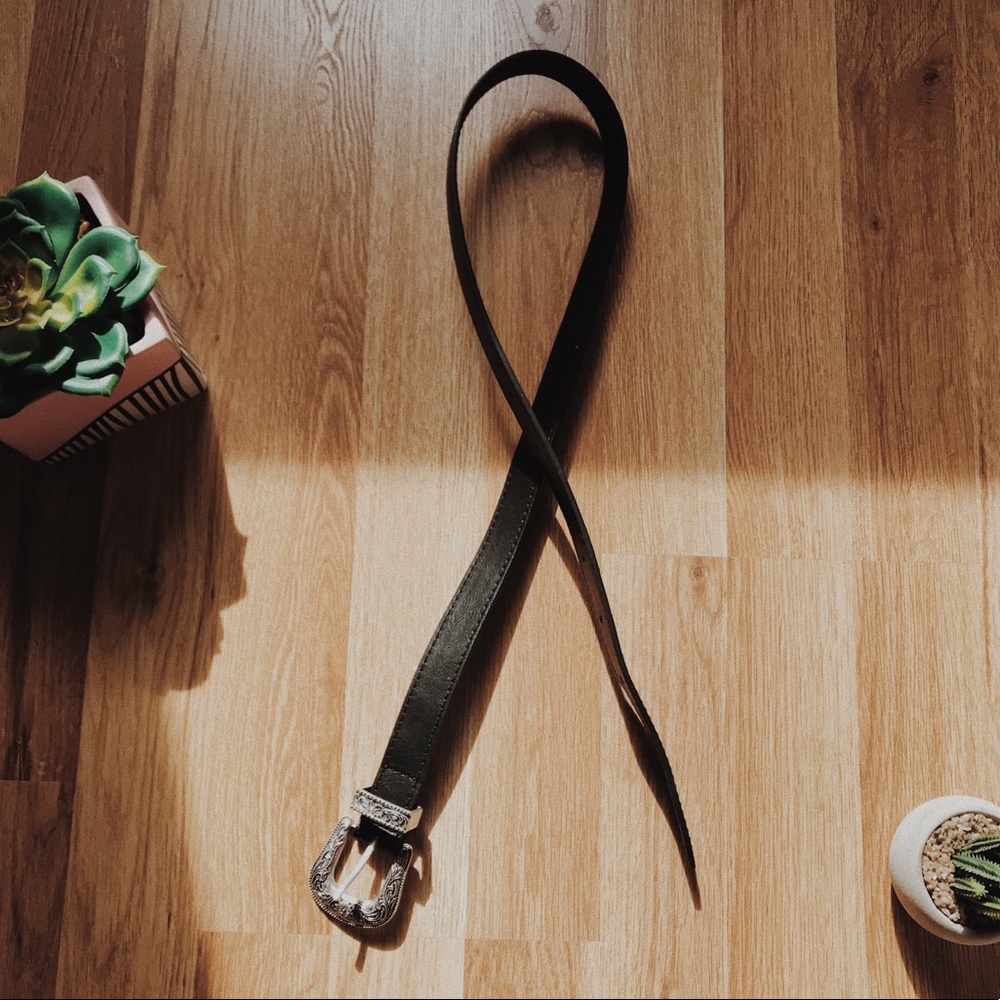 Brandy Melville belt